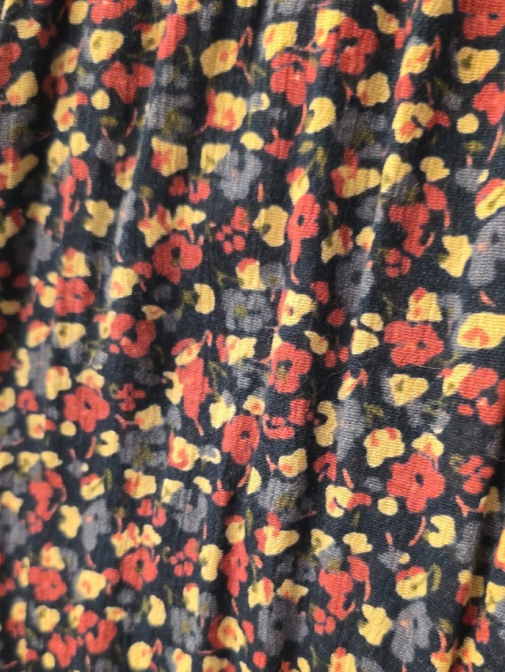Chaps Ditzy Floral Peasant Top - Picture 3 of 5